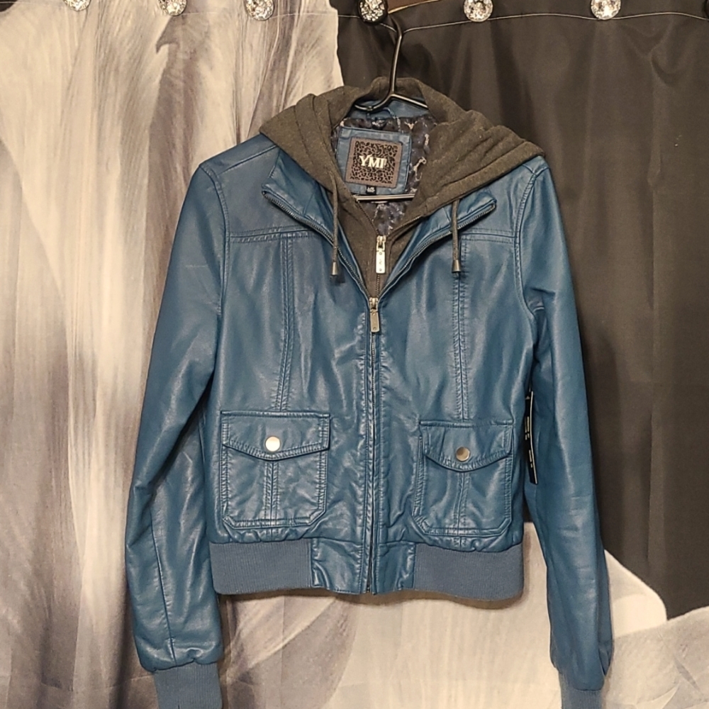 Womans/Juniors Turquoise Jacket